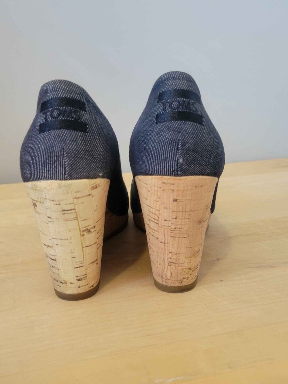 TOMS navy wedge heels peep toe size 8 - Picture 3 of 4